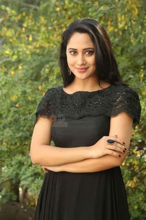 Yaman Movie Heroine Miya George Pictures 48