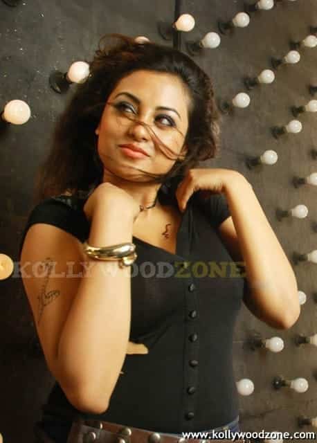 Actress Meenakshi Hot Stills 12