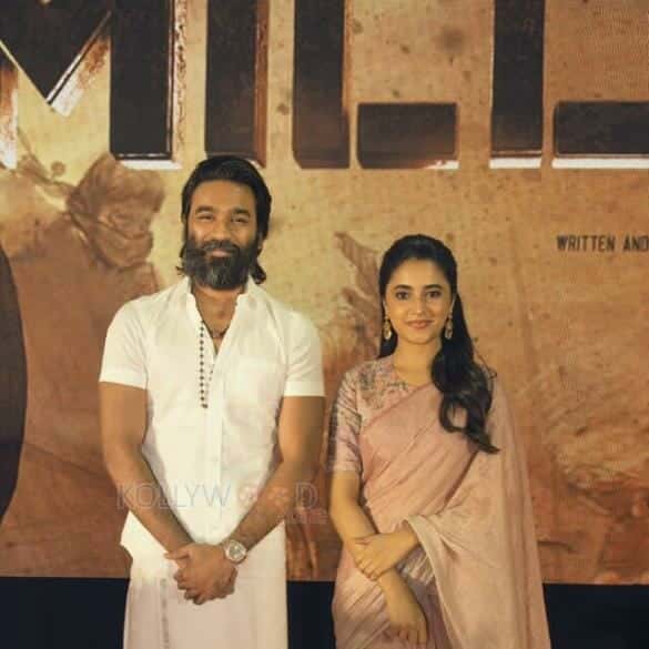 A Glimpse Of Dhanush In Captain Miller Is Out!