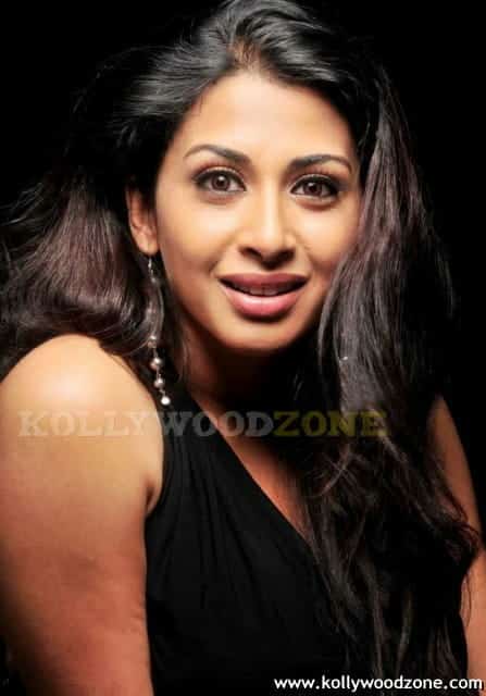 Gayatri Iyer Pics 29