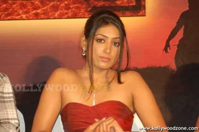 Hot Padmapriya Stills 07