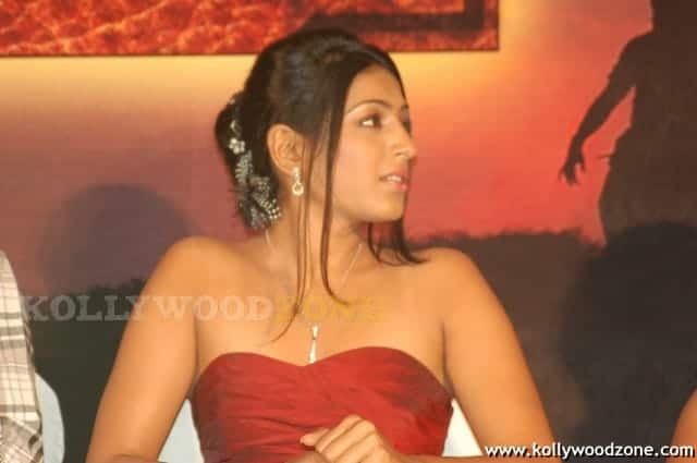 Hot Padmapriya Stills 08
