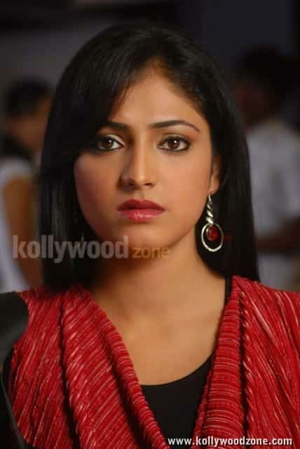 Jameen Movie Heroine Padma Priya Stills 08