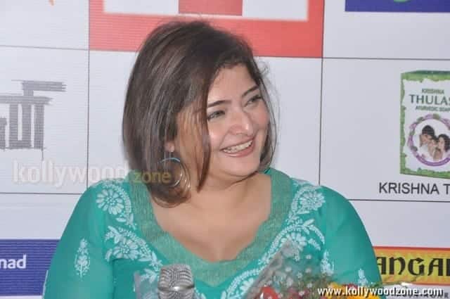 Kiran Rathod At Big Fm Photos 12