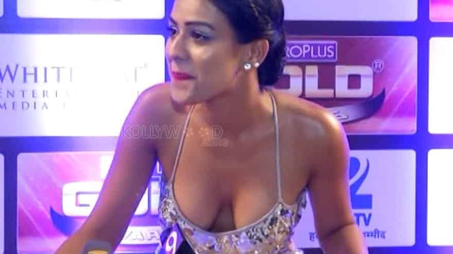 Model Nia Sharma Hot Photos 08