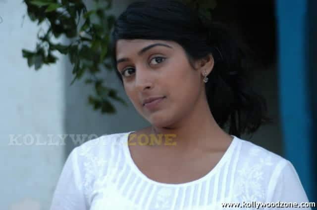 Padma Priya In Gokulam Movie Photos 07
