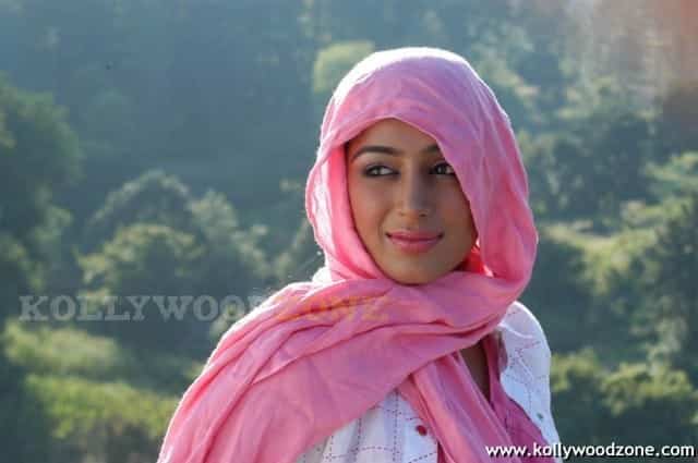 Padma Priya In Gokulam Movie Photos 11