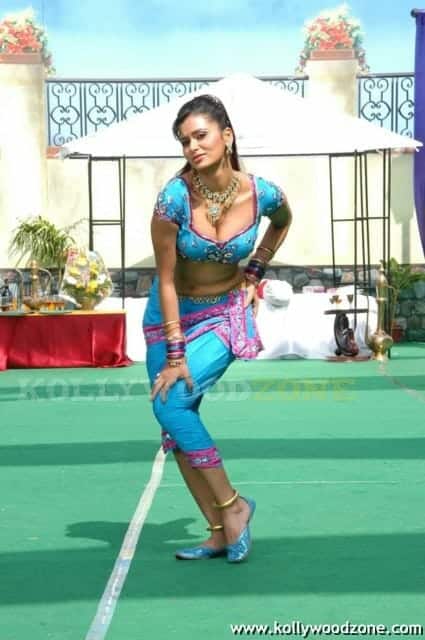 Sexy Meenakshi Dixit Hot Pics 01