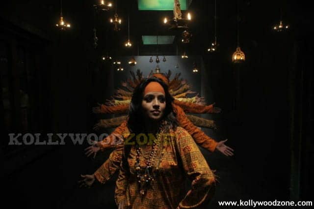 Sexy New Reema Sen Pictures 14