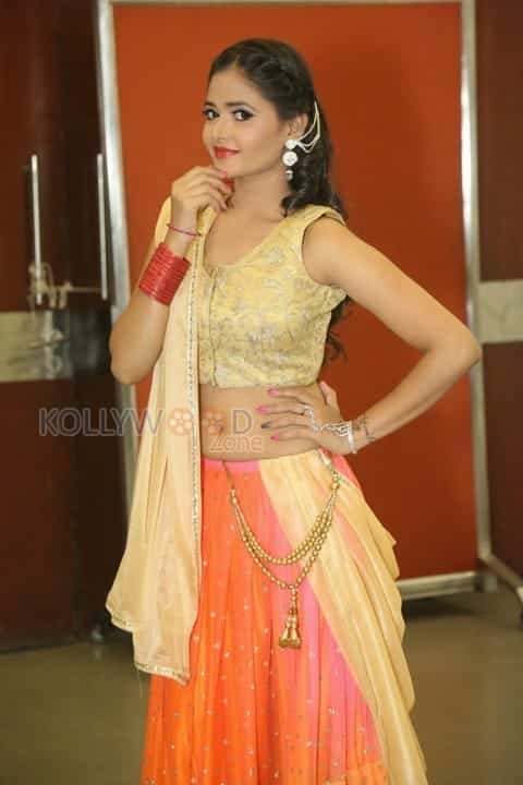 Telugu Actress Shreya Vyas New Pictures 06