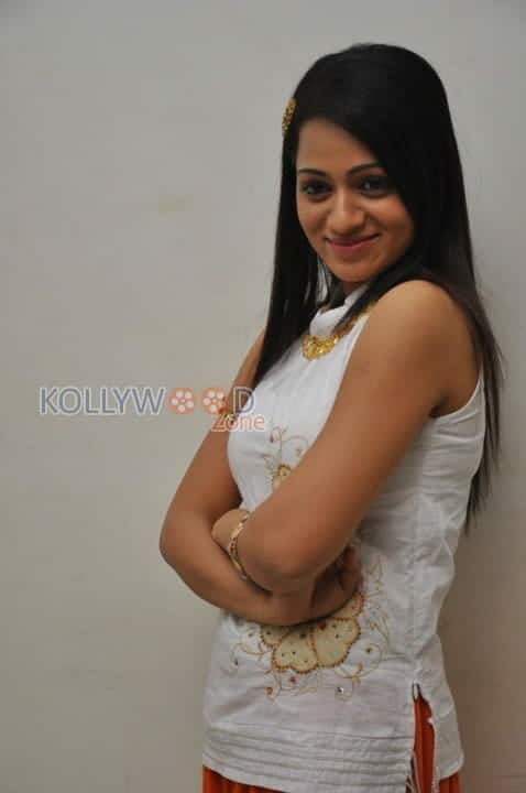 Telugu Heroine Reshma Pictures 03