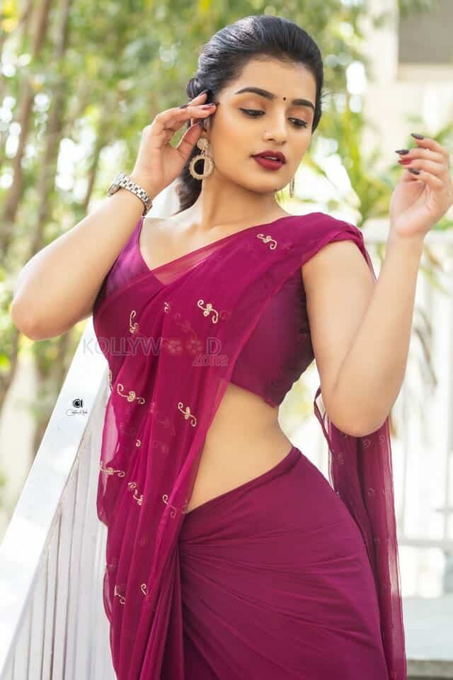 Thondara Padaku Sundara Vadhana Fame Sirri Raju Photoshoot Pictures 01