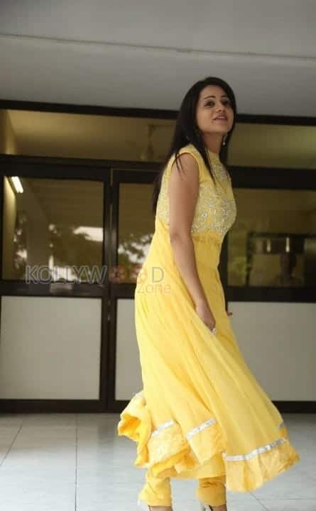 Tolly Actress Reshma Stills 17