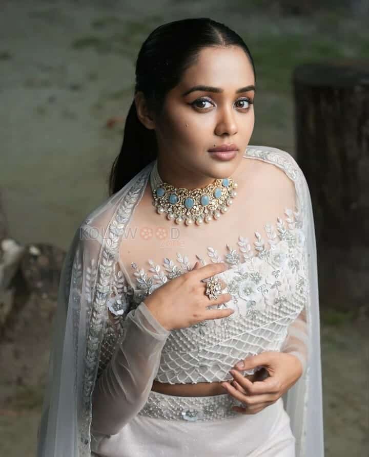 Malayalam Heroine Ananyaa Photoshoot Stills 01