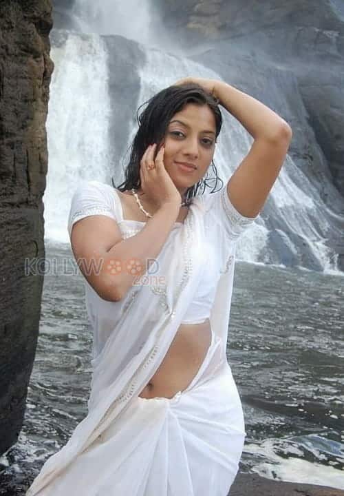 Actress Keerthi Chawla Hot Pictures 04