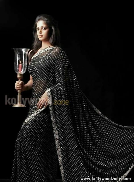 Actress Sindhu Menon Photos 20