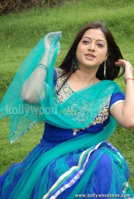 Telugu Actress Keerthi Chawla Pictures 02