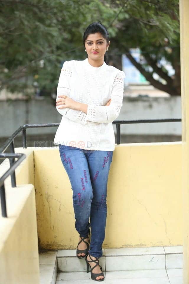 Actress Akshitha At Prementha Panichese Narayana Press Meet Photos 06