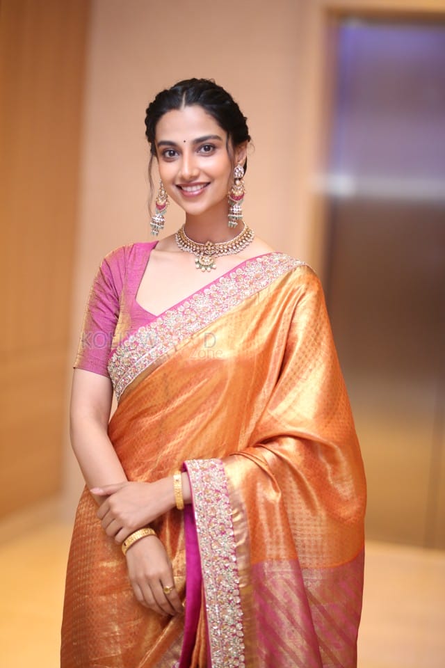 Actress Meenakshi Chaudhary at The GOAT Pre Release Event Pictures 15