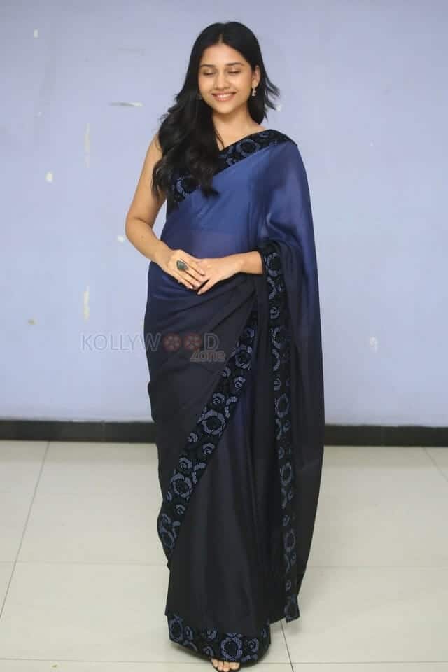 Actress Richa Joshi at Madhi Movie Trailer Launch Photos 02