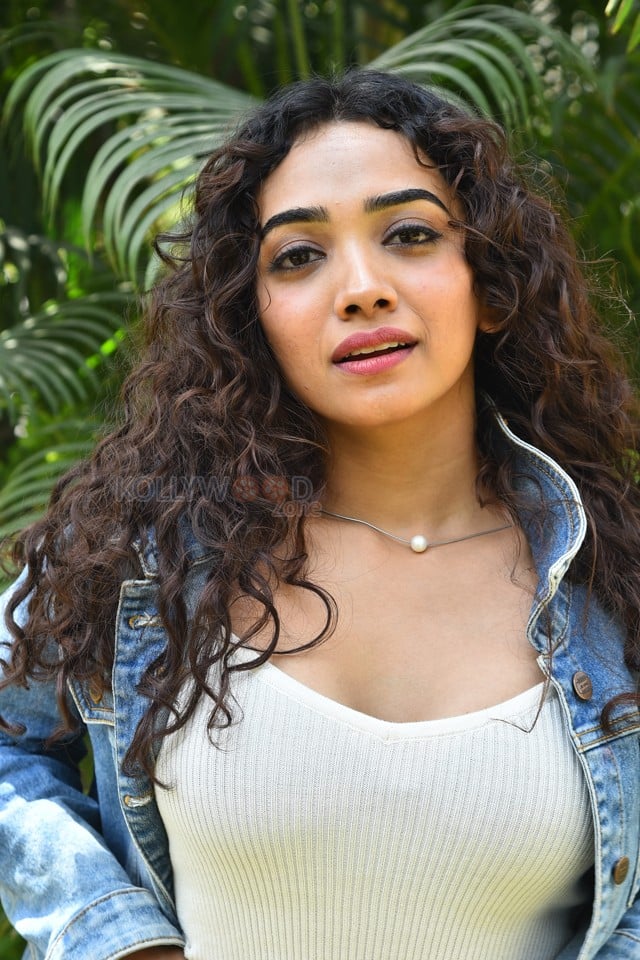 Actress Saanve Megghana at Tuk Tuk Movie Teaser Launch Photos 23