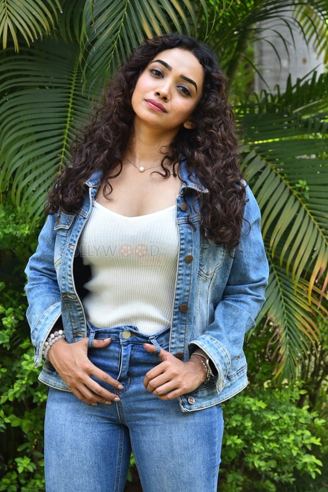 Actress Saanve Megghana at Tuk Tuk Movie Teaser Launch Photos 36