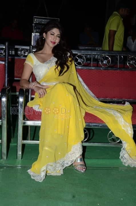 Actress Sonarika Bhadoria Sexy Stills 25
