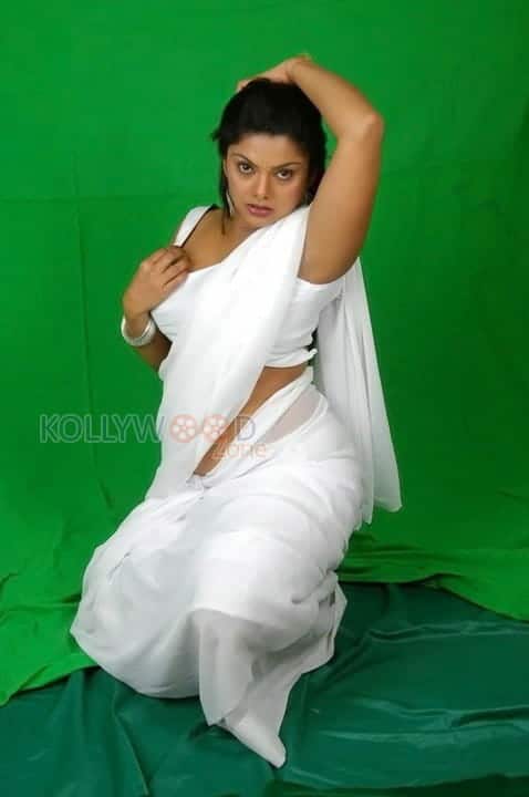 Actress Swathi Varma Hot Pictures 22