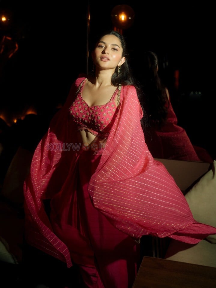 Idhayam Murali Heroine Kayadu Lohar in a Pink Lehenga with Gold Work Blouse and Shimmery Dupatta Pictures 02