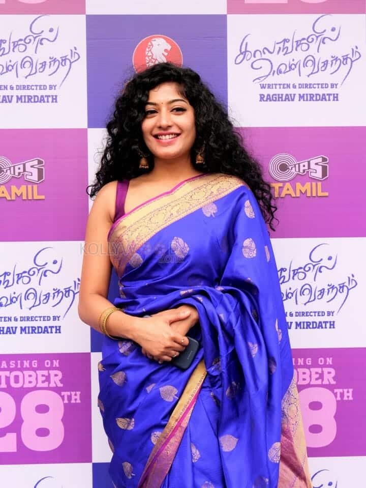 Kaalangalil Aval Vasantham Movie Heroine Anjali Nair Photos 02