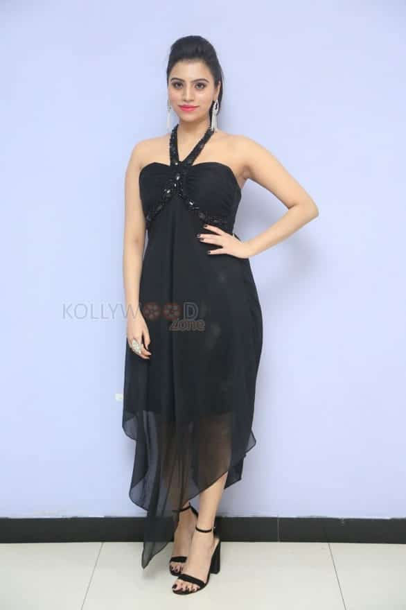 Telugu Actress Priyanka Black Dress Photos 29