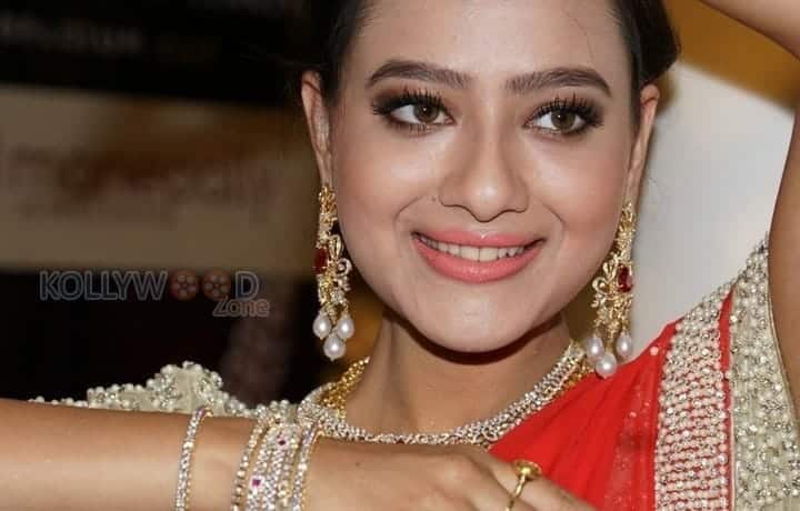 Tolly Actress Madalasa Sharma Pictures 10