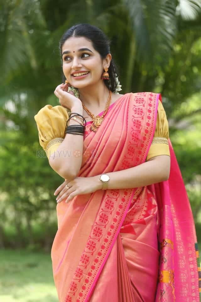 Actress Aparna Janardanan at Love You Ram Pressmeet Pictures 13
