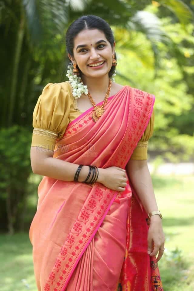 Actress Aparna Janardanan at Love You Ram Pressmeet Pictures 35