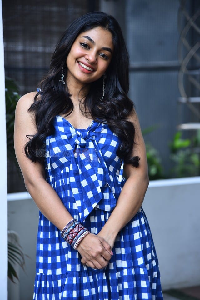 Actress Ivana at Single Movie Success Meet Pictures 27
