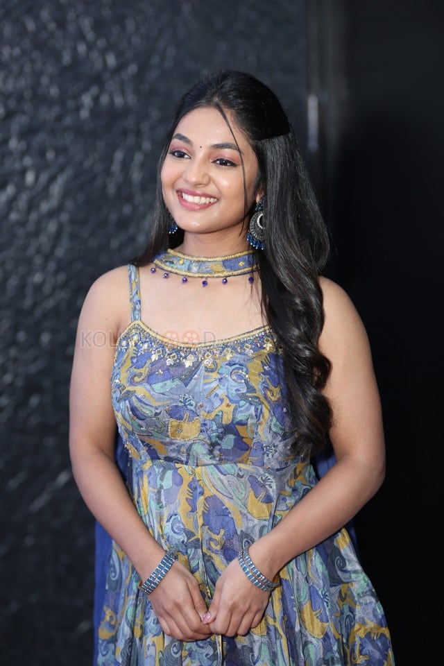 Actress Ivana at Single Movie Trailer Launch Photos 22