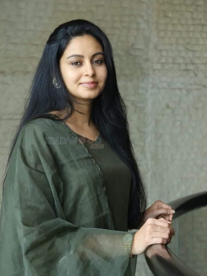 Actress Abhinaya at Mansion 24 Press Meet Pictures 02