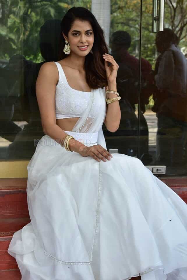 Actress Pooja Kiran at Narayana Co Teaser Launch Photos 21