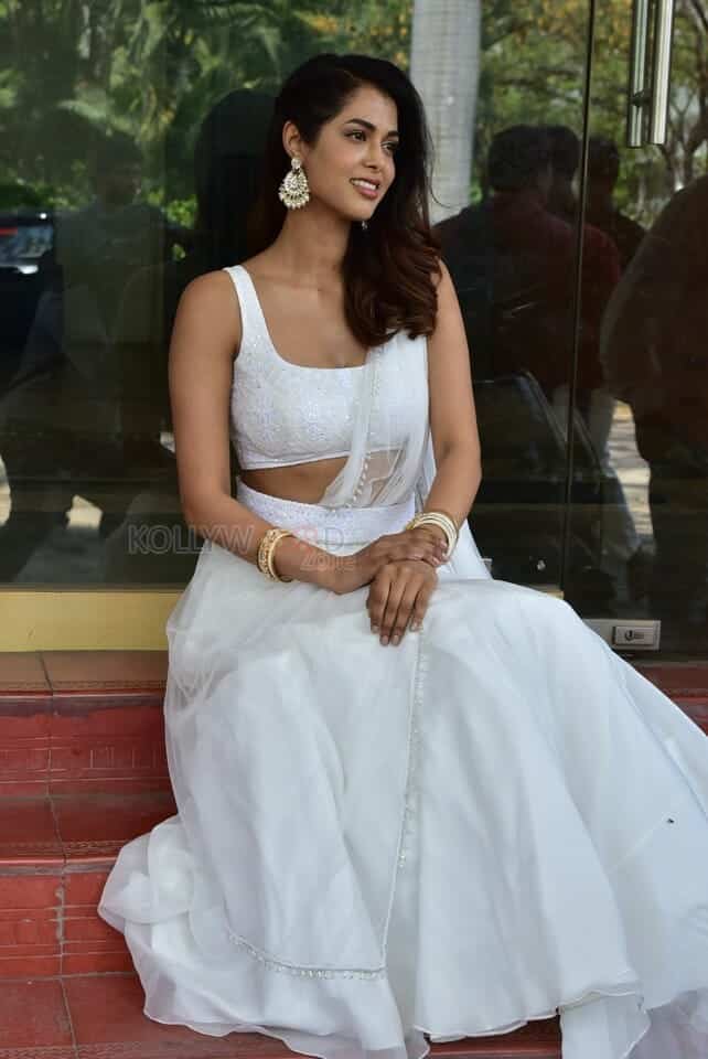 Actress Pooja Kiran at Narayana Co Teaser Launch Photos 23