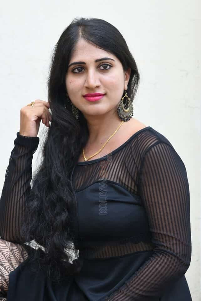 Tollywood Actress Vydoorya at Rudraksha Puram Movie Press Meet Photos 20