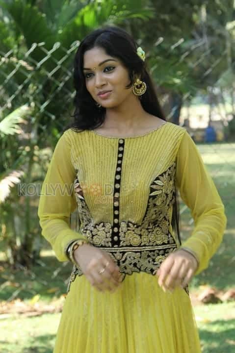 Actress Sri Priyanka Photoshoot Stills 13