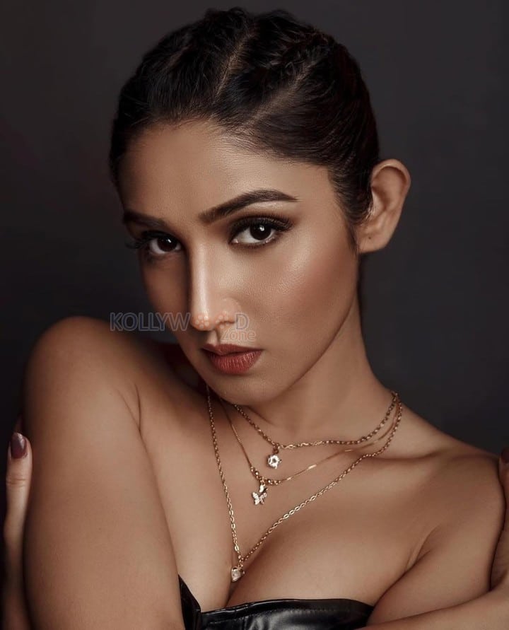 Bold Hot Donal Bisht in a Black Off Shoulder Dress Pictures 01