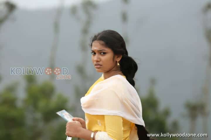 Kangaroo Heroine Sripriyanka Photos 03