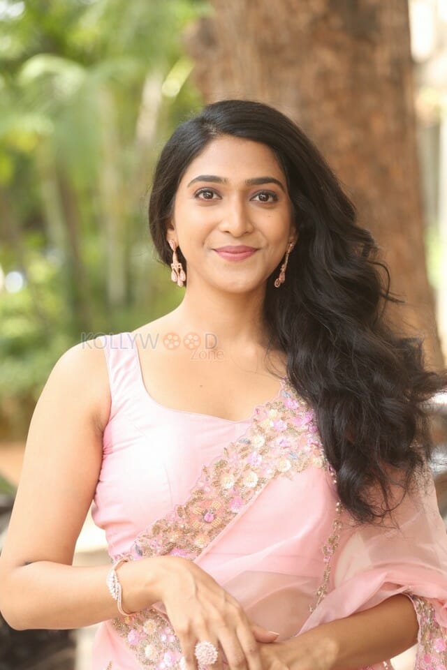 Actress Apoorva Rao at Happy Ending Teaser Launch Pictures 19