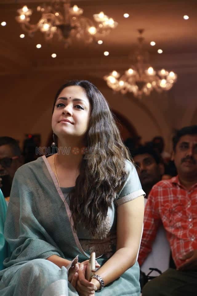 Actress Jyothika At Ratchasi Audio Launch Photos 02