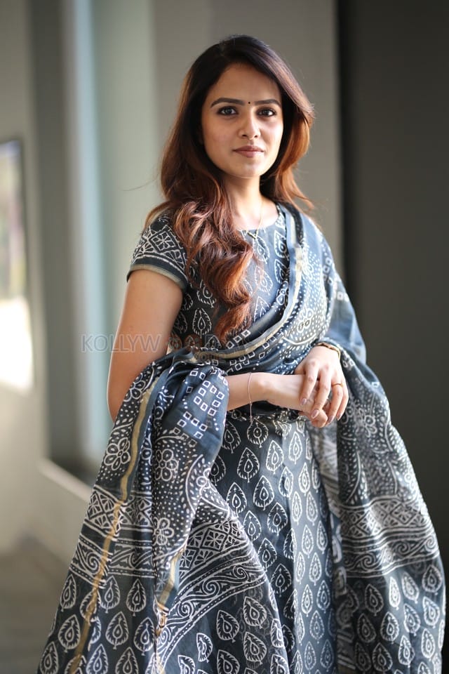 Actress Vaishnavi Chaitanya at Love Me Title Launch Event Photos 38