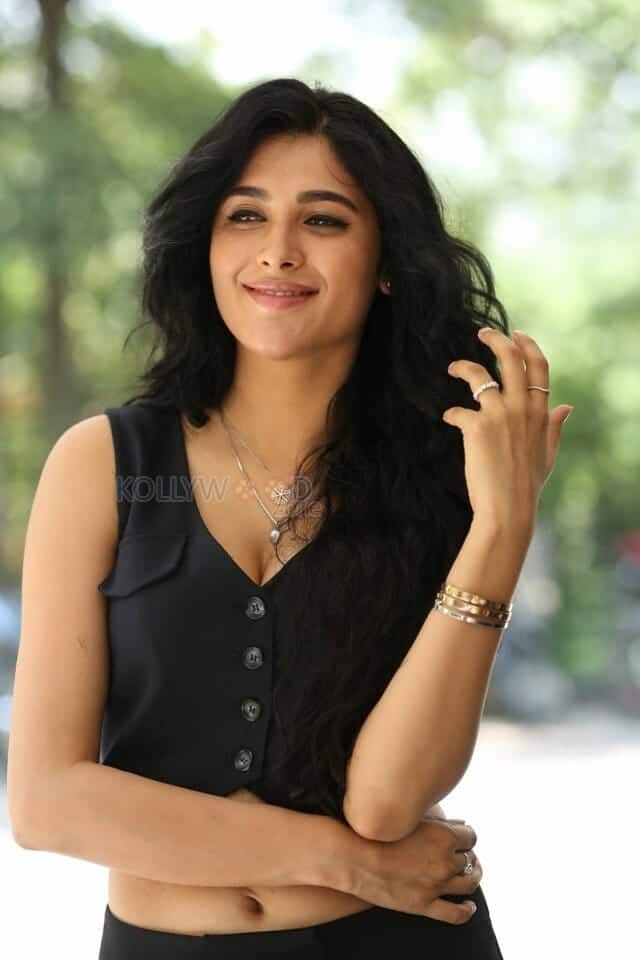 Actress Geethika Tiwary at Ahimsa Interview Photos 18