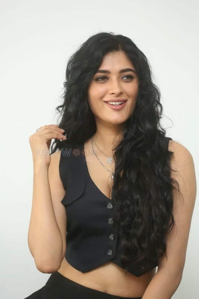 Actress Geethika Tiwary at Ahimsa Interview Photos 25