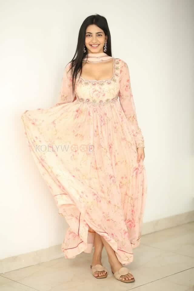 Actress Pragati Srivastava at Peddha Kapu 1 Interview Photos 01