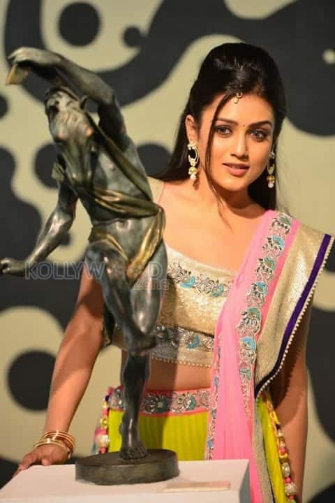 Actress Mishti Chakraborty New Pictures 07